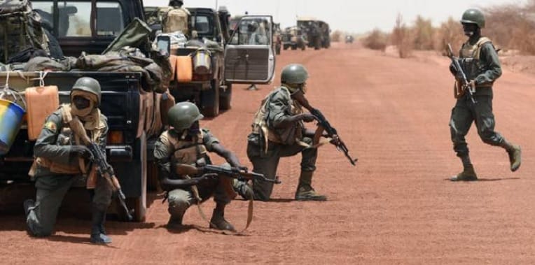 Mali : six morts dans une embuscade visant un député