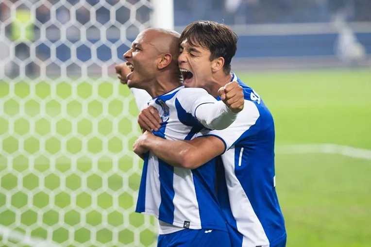 Verts en Europe : Brahimi champion avec Porto, Feghouli passeur, Ghoulam de retour