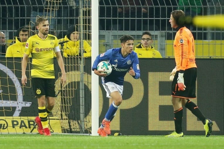 Allemagne : Dortmund mène 4-0 puis s’effondre contre Schalke !