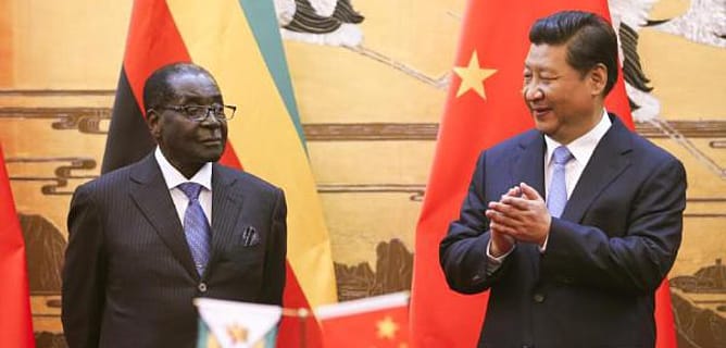 Repéré pour vous : la Chine a-t-elle lâché Robert Mugabe ?