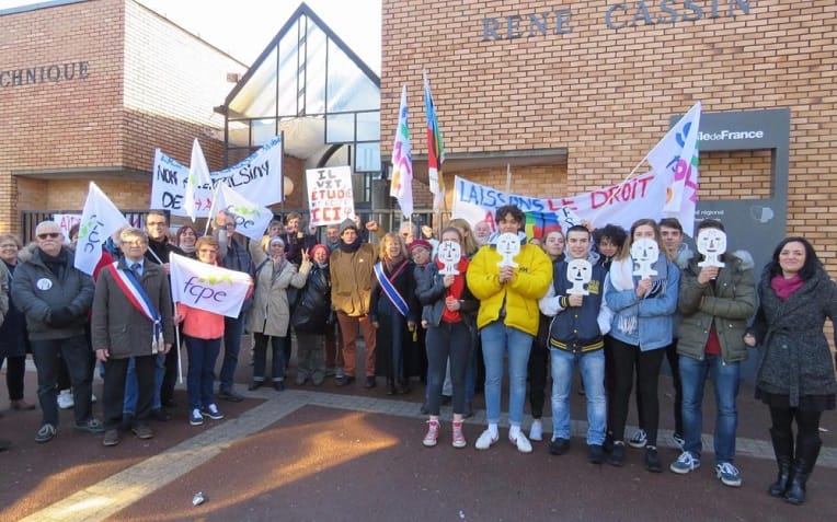 France : près de 8000 signatures en soutien à un lycéen algérien menacé d’expulsion