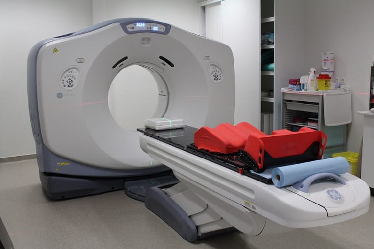 Les hôpitaux de Tlemcen et Sidi Bel Abbès équipés d’appareils de radiothérapie modernes