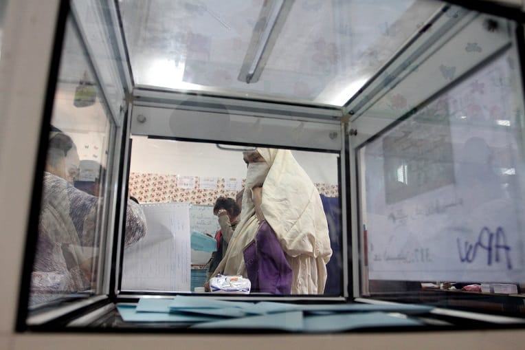 Fraude électorale : affrontements à Ouargla et rassemblements à Illizi et Oran