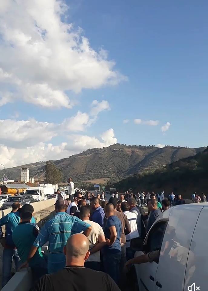 Tamazight : écoles paralysées, marche des étudiants empêchée par la police à Bouira