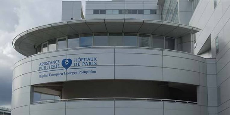 Soins dans les hôpitaux français : le projet de loi définitivement adopté