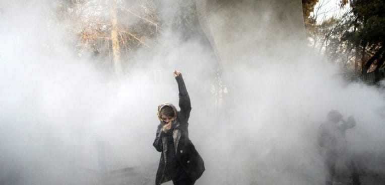 Dix morts dans des troubles nocturnes en Iran, avertissement de Rohani