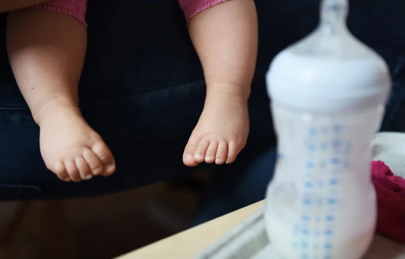 Salmonelle dans laits infantiles : enquête préliminaire ouverte en France