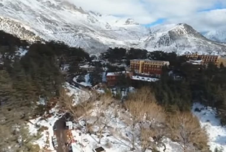 VIDÉO. Tikjda sous la neige vue du ciel