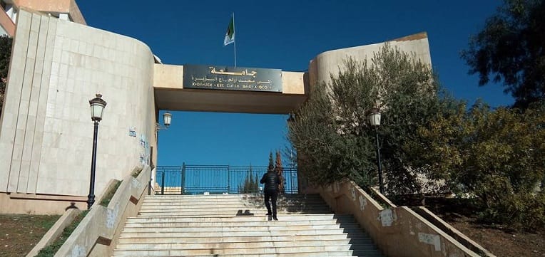 To Be or not to Be Represented : Qu’attend l’université pour être ?