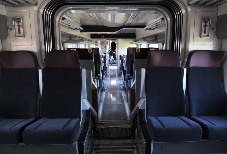 Alger-Oran : avec son nouveau Coradia, la SNTF veut concurrencer l’avion