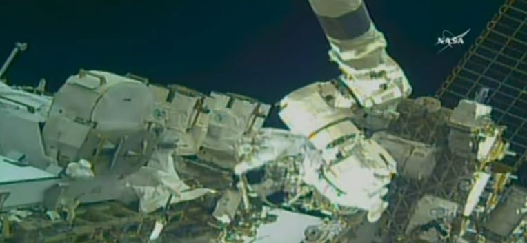 VIDÉO. Deux astronautes de l&rsquo;ISS ont conclu leur sortie orbitale