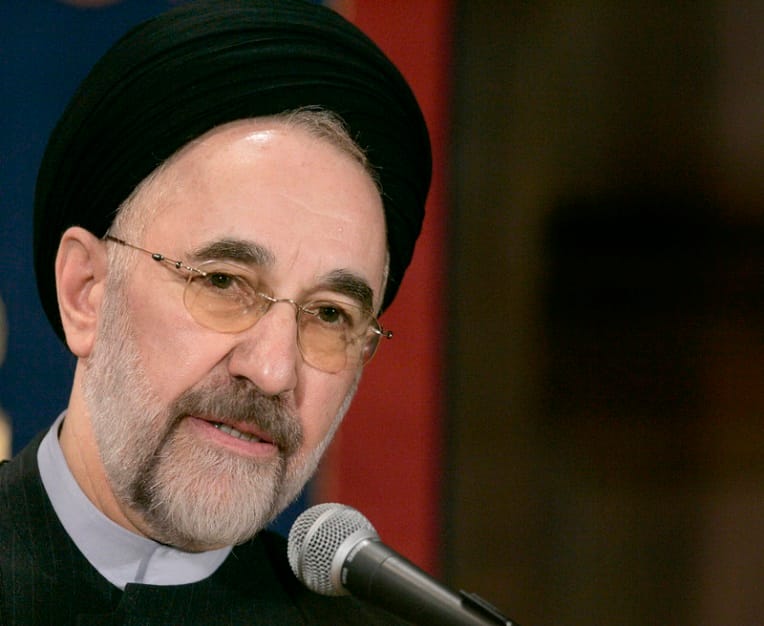 Iran : un ancien président appelle à écouter la colère populaire