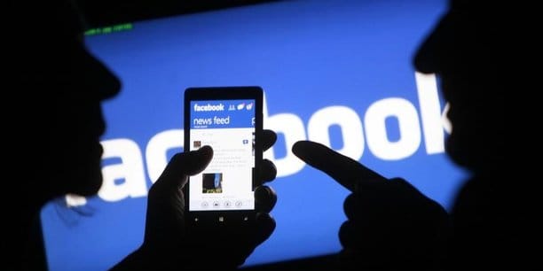 Pourquoi sommes-nous « accro » à Facebook ?