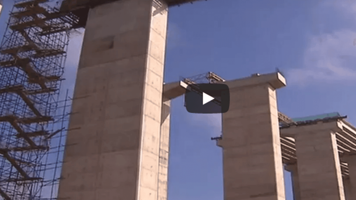 Un impressionnant viaduc autoroutier en construction à Ghazaouet