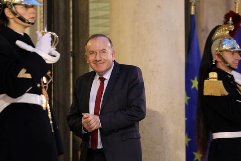 Offensive de charme pour le patronat français en Algérie