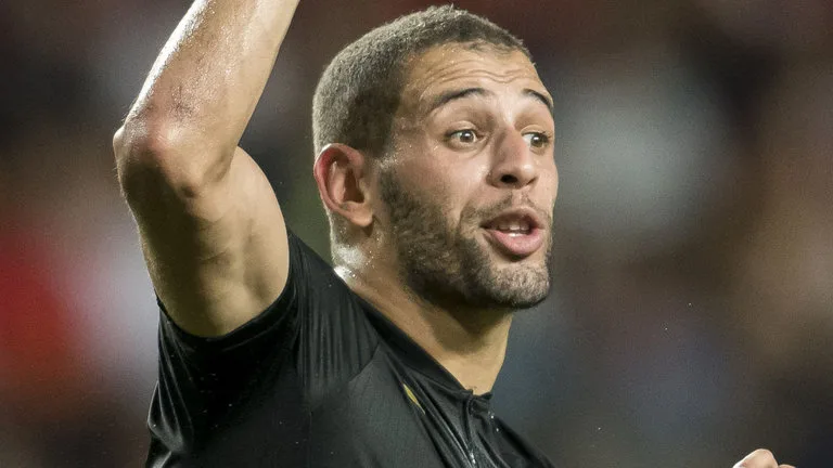 EN : Islam Slimani en mauvaise passe
