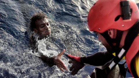 37 migrants algériens secourus au large de la Libye