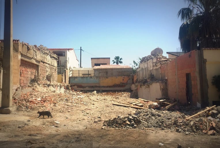 À El Mohammadia, une énigmatique opération de démolition de cinq villas