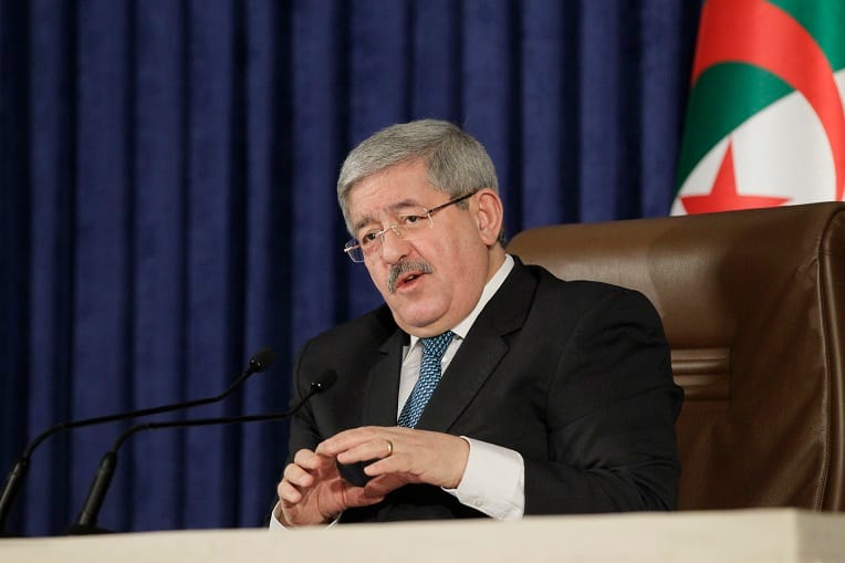 VIDÉO. Ouyahia juge « très élevé » le taux de réussite au BEM