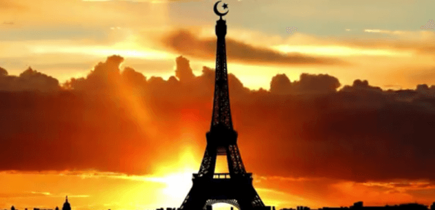 « Bienvenue dans l’État islamique de France » : un donateur de Trump a financé ces pubs islamophobes