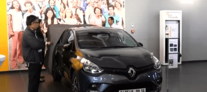 VIDÉO. Livraison de la première Renault Clio IV assemblée à Oran