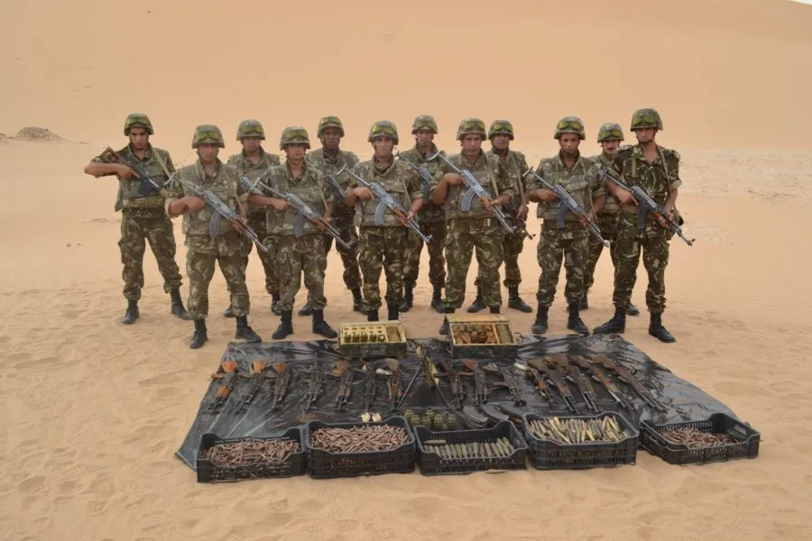 Des armes de guerre découvertes par l’ANP à la frontière algéro-malienne
