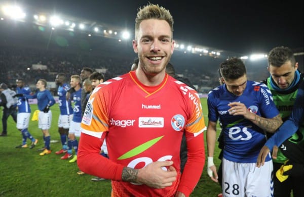 Un gardien de but franco-algérien veut jouer la CAN avec les Verts