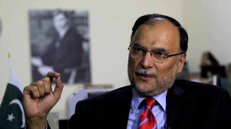Pakistan : le ministre de l’Intérieur blessé par balles dans une tentative présumée d’assassinat