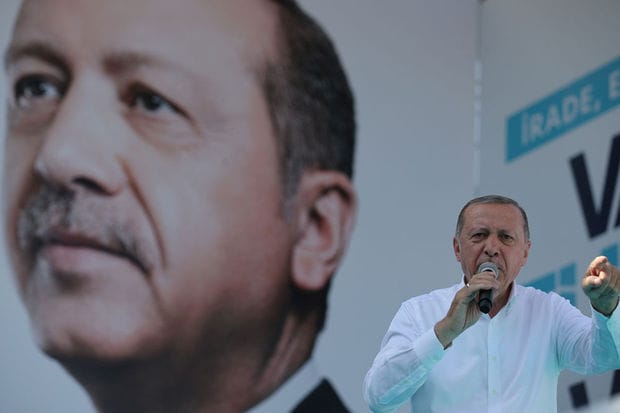 Turquie: entre Erdogan et son principal opposant, un duel sans merci