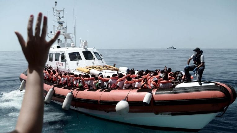 Madrid annonce que la France accueillera des migrants de l’Aquarius