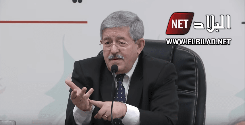 VIDÉO. Ouyahia répond aux insultes de supporteurs de la JSK