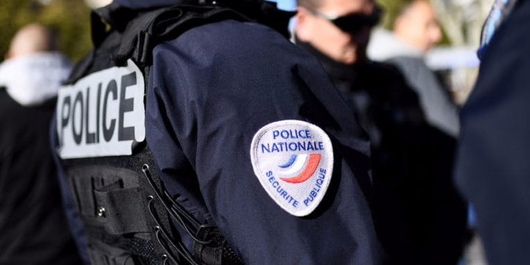 Projet d’attentat déjoué en France avec l’arrestation de deux hommes