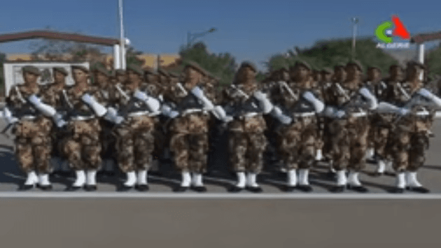 VIDÉO. Les soldats des forces spéciales algériennes montrent les muscles