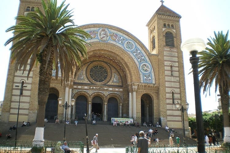 Réouverture de trois églises protestantes à Oran