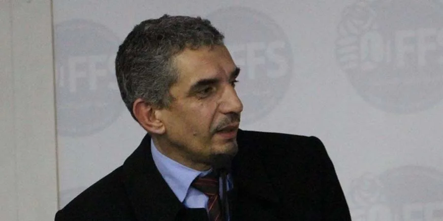 Hadj Djilani reconduit à la tête du secrétariat du FFS