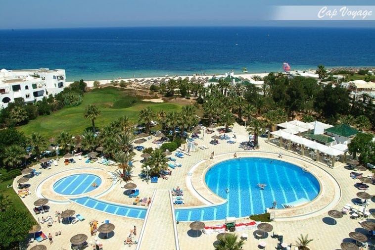 Que s’est-il passé avec des touristes algériens dans un hôtel en Tunisie ?