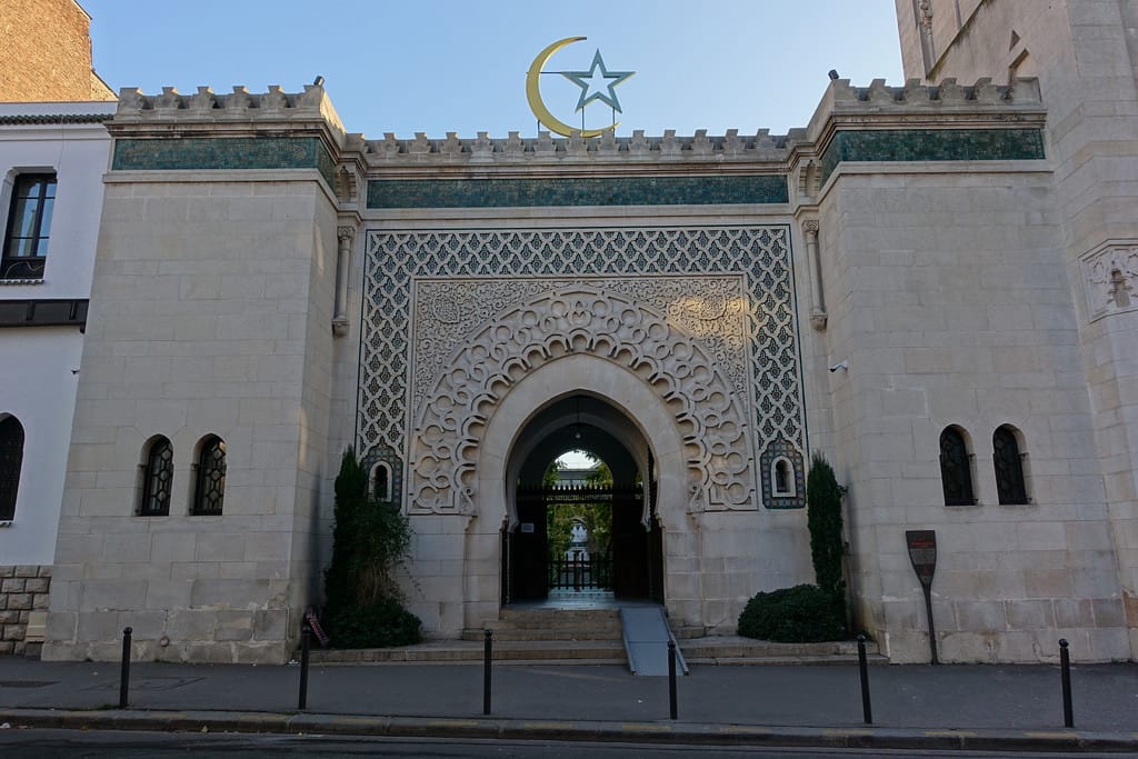Affaire de l’imam de Toulouse : la Grande Mosquée de Paris contredit Mohamed Aissa
