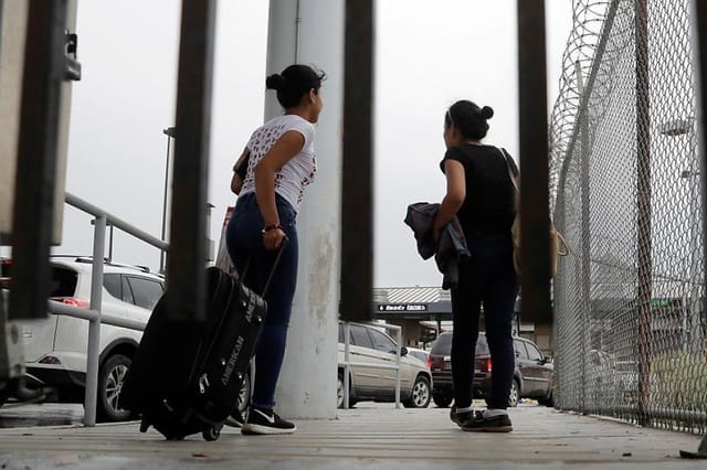 Un juge américain fait rebrousser chemin à un avion transportant des migrantes expulsées