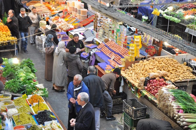 À la veille de l’Aïd, les prix des aliments flambent, ruée dans les boulangeries