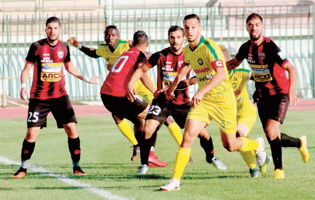 Ligue 1 : duel à distance entre les co-leaders, la JSK en danger à Constantine