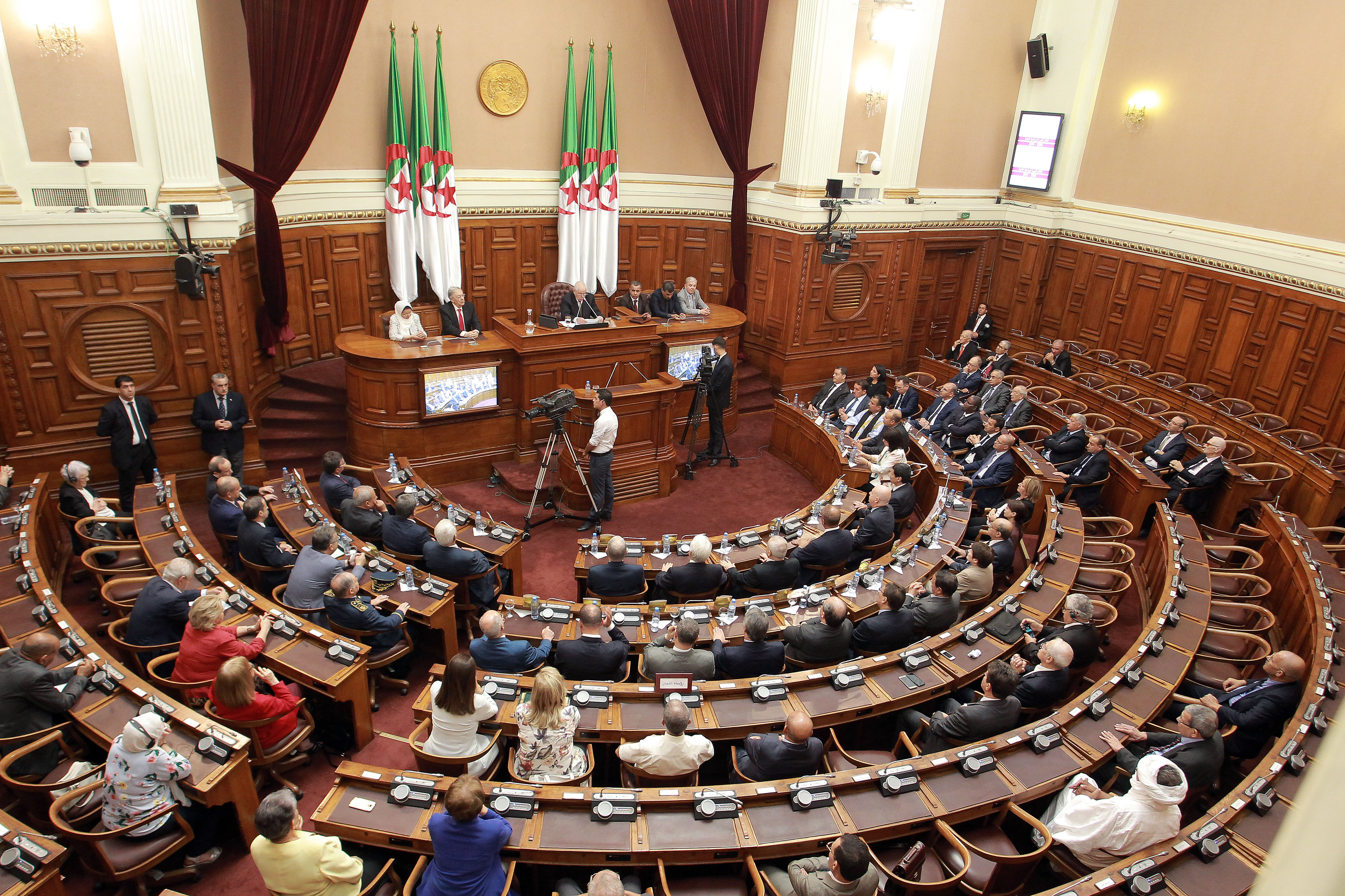 Dissertation le parlement et le conseil constitutionnel
