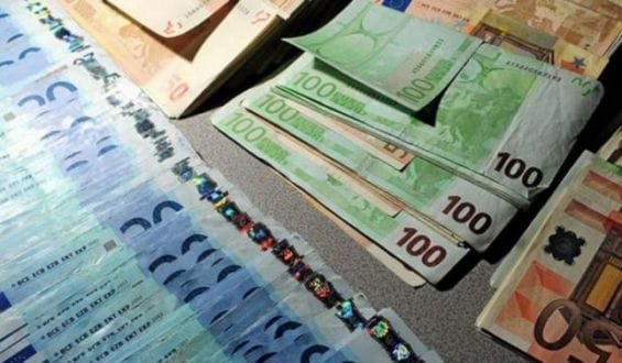 Aéroport d’Alger : nouvelles saisies d’importantes sommes en devises