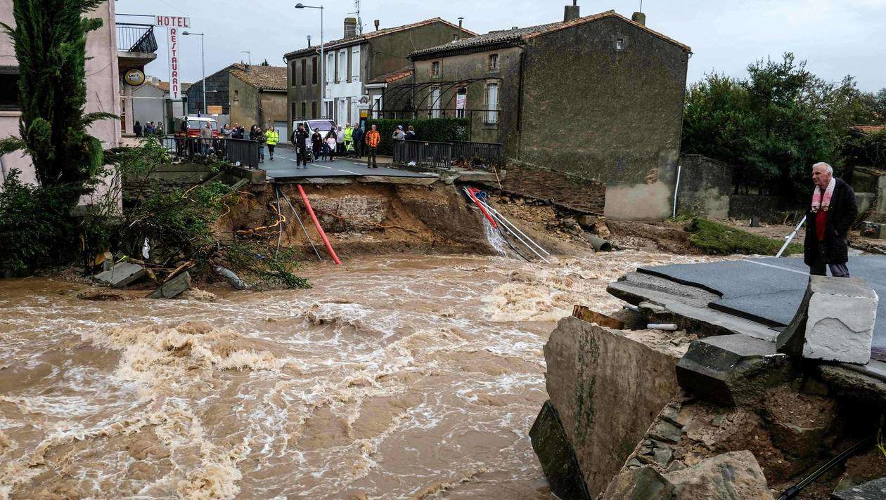 VIDÉO. Inondations en France : 13 morts, routes coupées