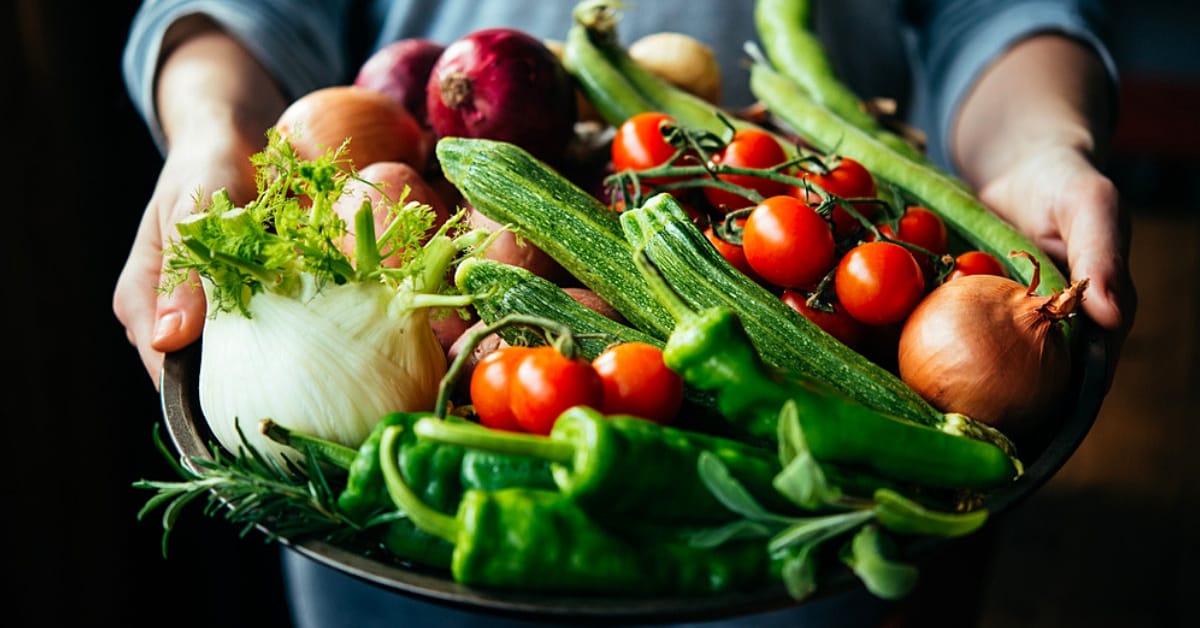 Santé : manger des aliments sans pesticides diminuerait de 25% le risque de cancer