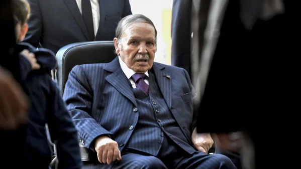 Le Financial Times prend position contre un cinquième mandat de Bouteflika