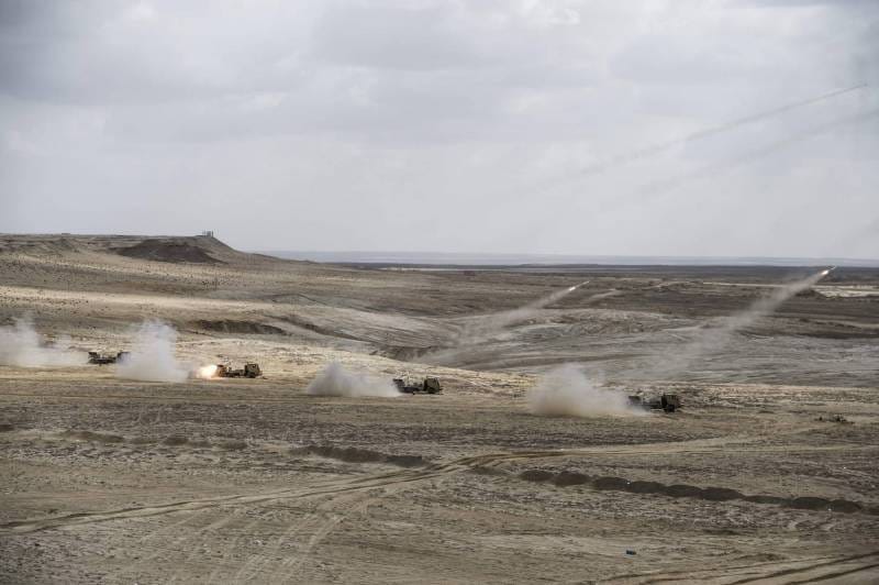 Six armées arabes en démonstration militaire en Egypte