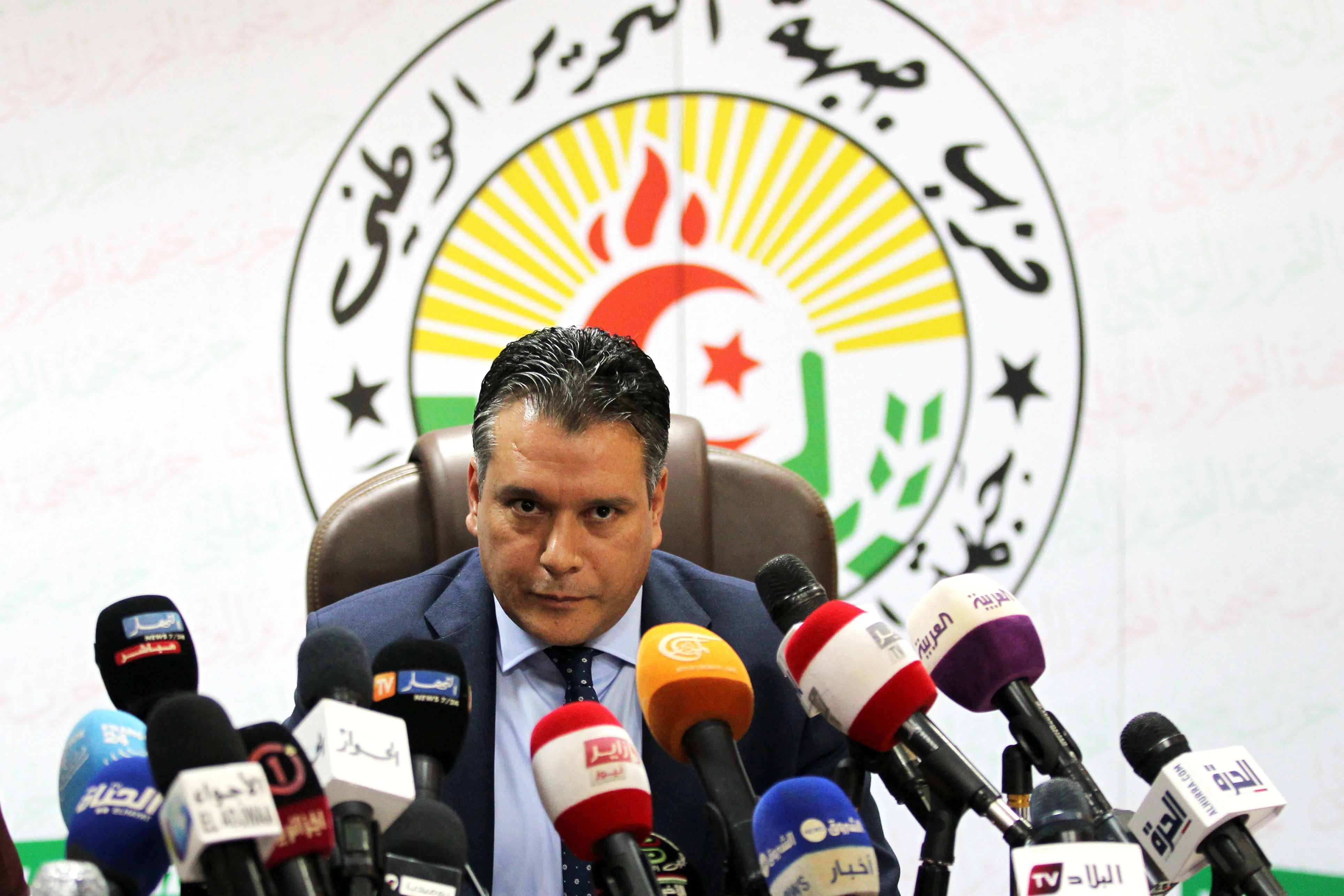Après l&rsquo;euphorie de la nomination de Bouchareb, le FLN replonge dans le flou