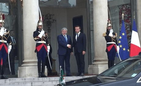 Ouyahia reçu par Macron à l’Elysée