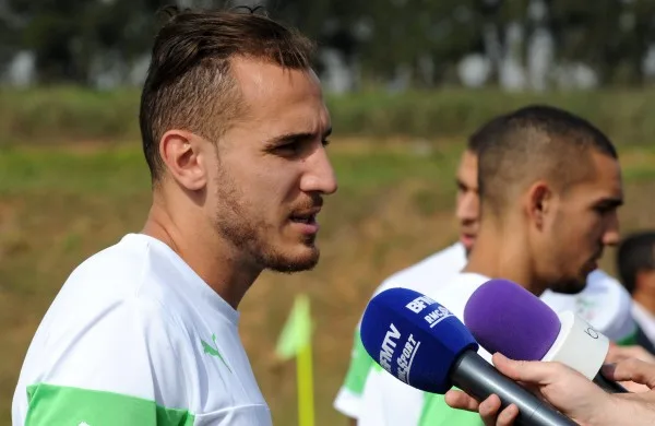 Match Algérie – Egypte « arrangé » : Hassan Yebda demande à Saâdane d' »aller jusqu&rsquo;au bout « 
