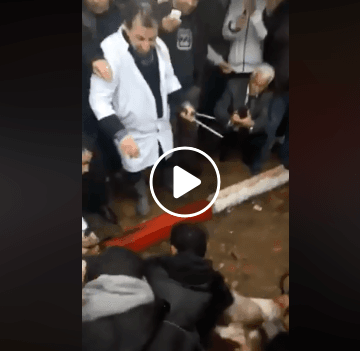 VIDÉO. Le wali de Boumerdes égorge un veau pour célébrer Yennayer